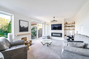 Photo 15- click for photo gallery